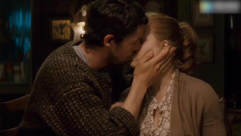 欧美纯爱解说大全视频,浪漫瞬间，心动瞬间，尽在其中