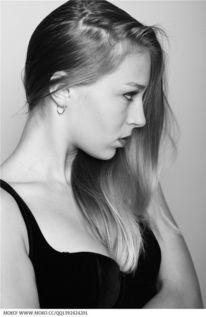 模特拍摄记录欧美视频,时尚风采瞬间捕捉