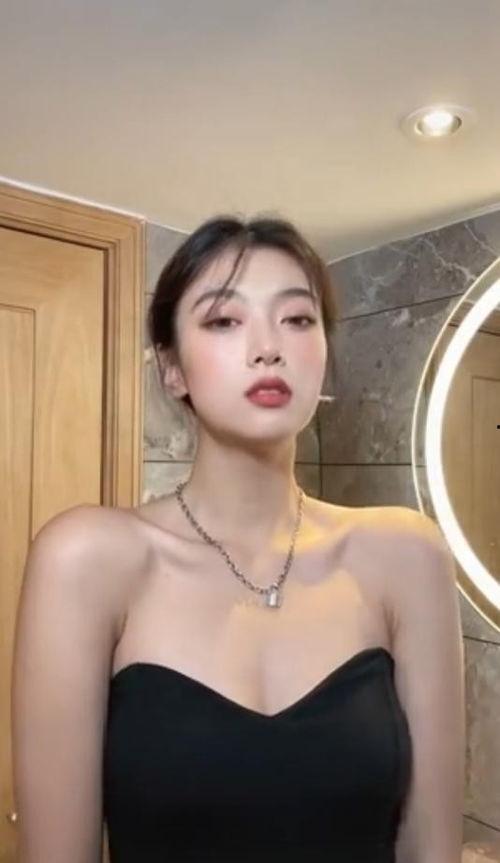 扭腰摆胯欧美视频,欧美扭腰摆胯舞蹈视频解析