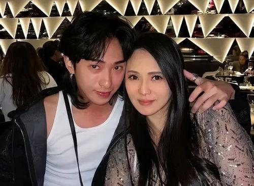 扭腰摆胯欧美视频,欧美扭腰摆胯舞蹈视频解析