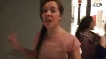 欧美洗澡神曲视频,洗出欢乐，嗨翻浴室！