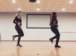 欧美情侣跳seve视频,浪漫演绎甜蜜瞬间