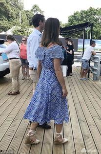 欧美长裙遮肚子视频,轻松遮住肚子，展现优雅身姿