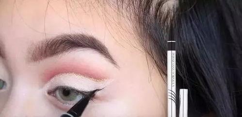 欧美眼妆顺序化妆视频,从底妆到眼线，一步步打造深邃电眼